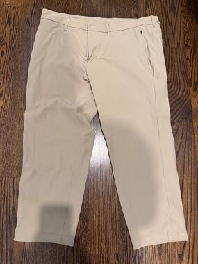 lululemon athletica Men's Khaki Performance Chinos